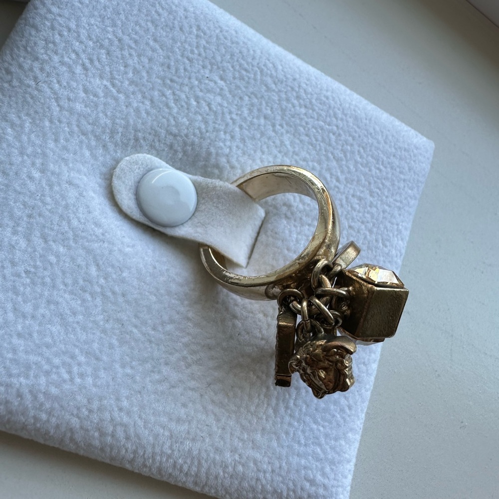 Versace ring - Picture 4 of 7